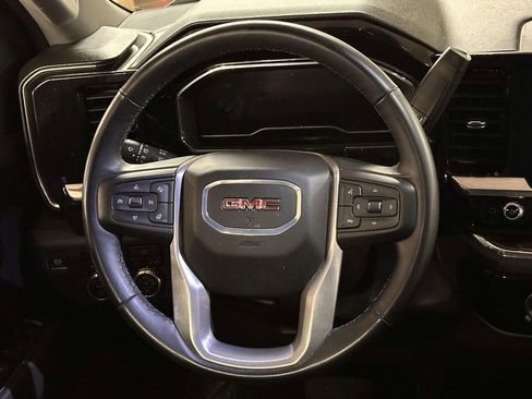 Used 2024 GMC Sierra 1500 Elevation image 18