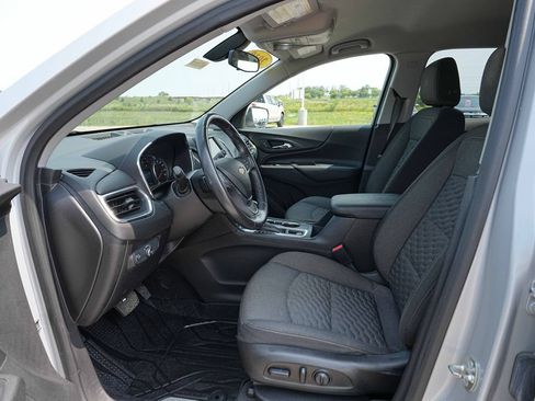 Used 2019 Chevrolet Equinox LT AWD/4WD image 16