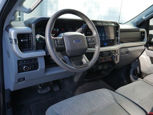 Certified 2024 Ford F250 XLT w/ XLT Premium Package image 4