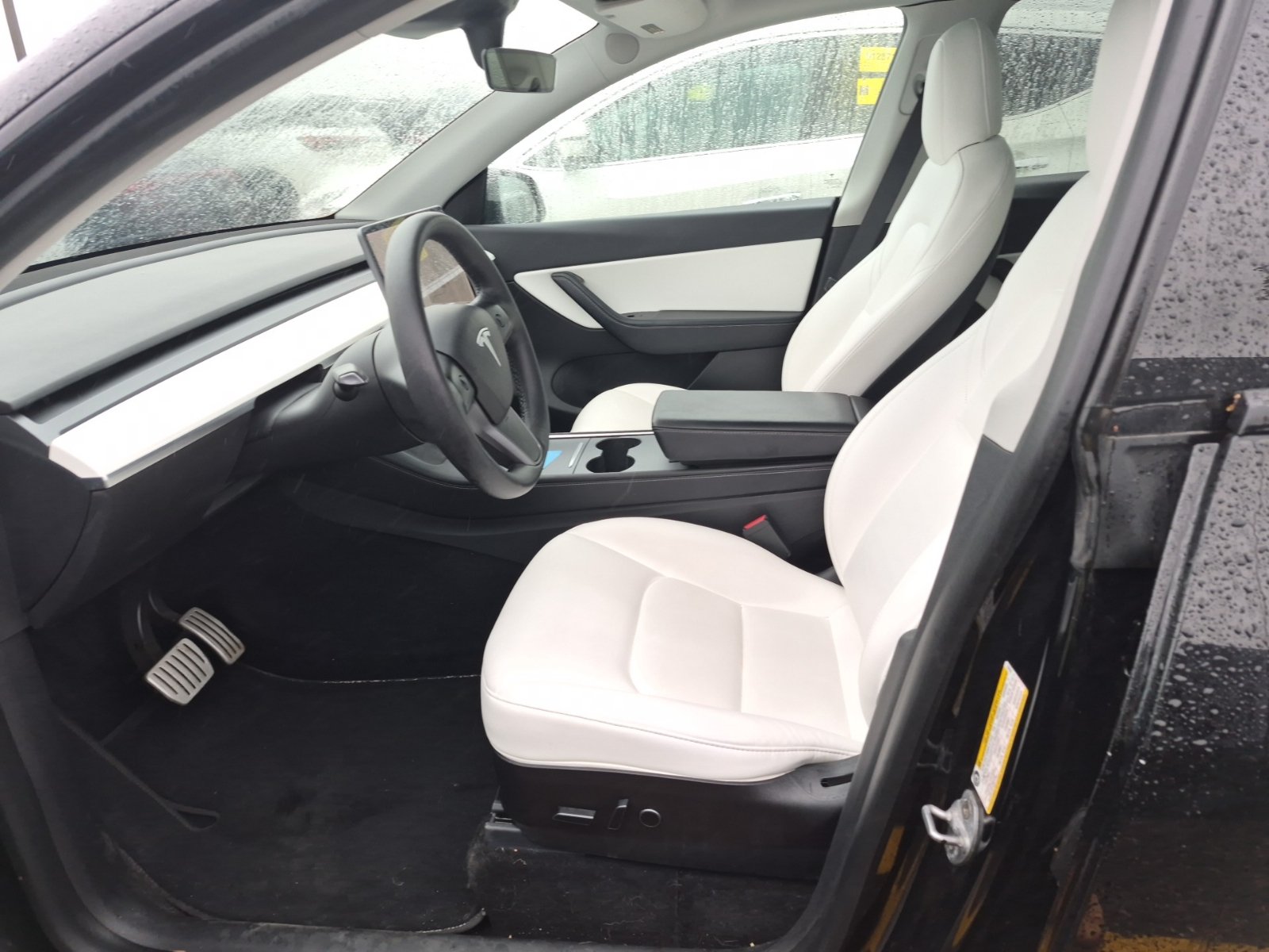 Used 2022 Tesla Model Y Performance AWD/4WD image 7