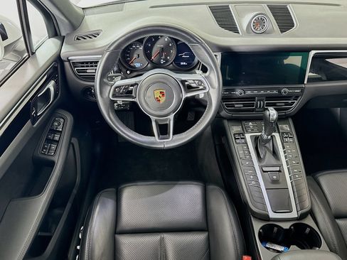 Used 2021 Porsche Macan AWD/4WD image 19