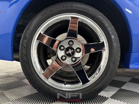 Used 2004 Ford Mustang Mach 1 RWD image 18