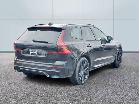 New 2026 Volvo XC60 B5 Ultra w/ Protection Package Premier AWD/4WD image 4
