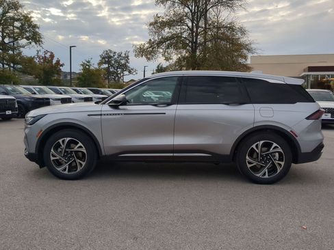 New 2026 Lincoln Nautilus Premier w/ Equipment Group 102A image 6