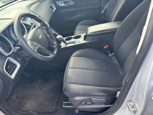 Used 2013 Chevrolet Equinox LS w/ LPO, Protection Package FWD image 5