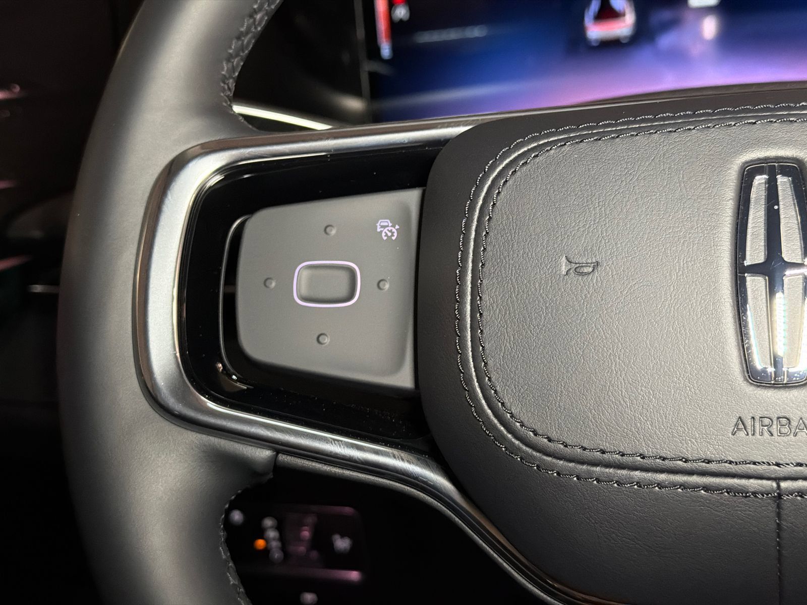 New 2026 Lincoln Nautilus Premier AWD/4WD image 22