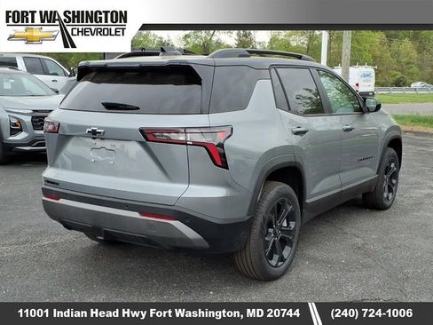 New 2026 Chevrolet Equinox LT w/ Convenience Package II FWD image 2