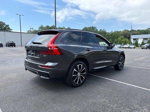 Used 2023 Volvo XC60 B5 Plus w/ Climate Package AWD/4WD image 5