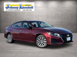 Used 2025 Nissan Altima 2.5 SV video 1