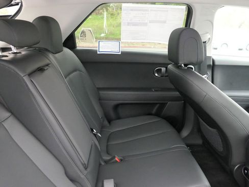 New 2026 Hyundai Ioniq 5 SEL image 17