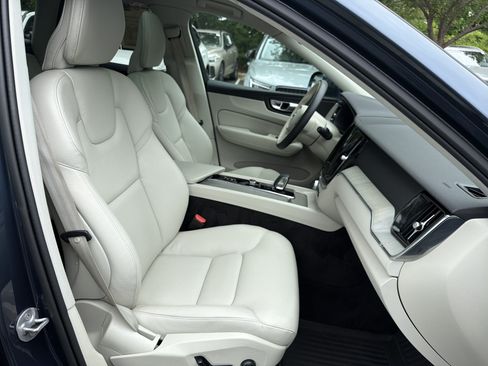 Certified 2023 Volvo XC60 B5 Plus w/ Climate Package AWD/4WD image 35