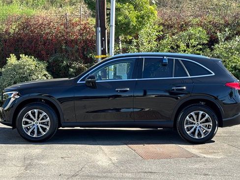 Used 2024 Mercedes-Benz GLC 300 image 7