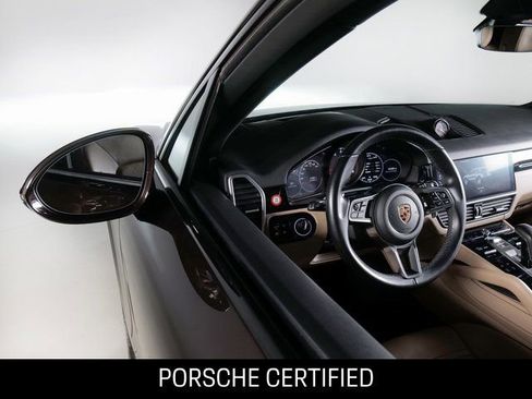 Used 2019 Porsche Cayenne image 26