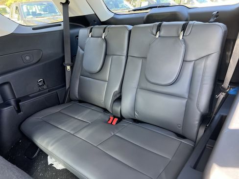 New 2026 Ford Explorer Active w/ Active Comfort Package image 25