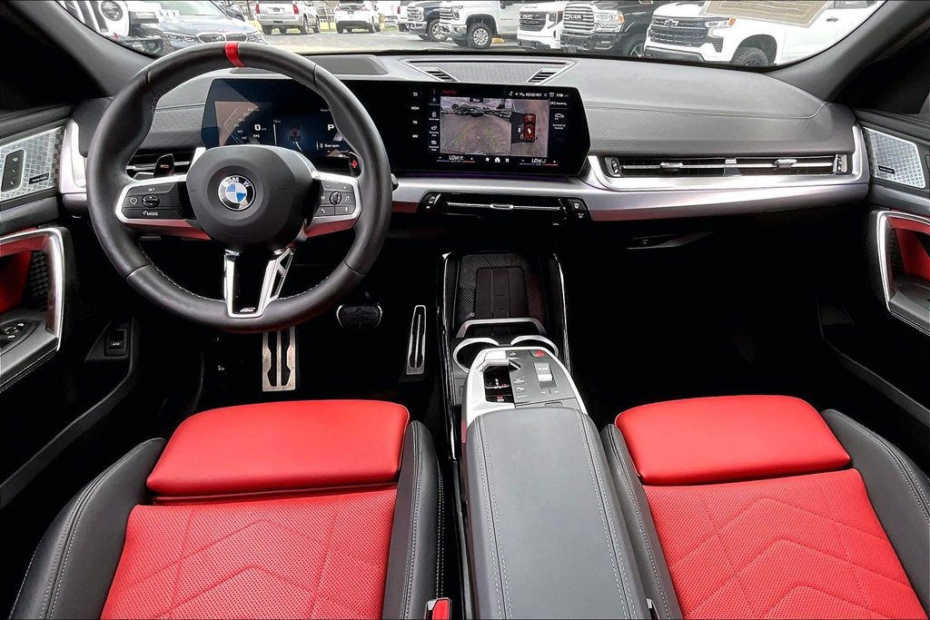 Used 2025 BMW X2 M35i AWD/4WD image 17