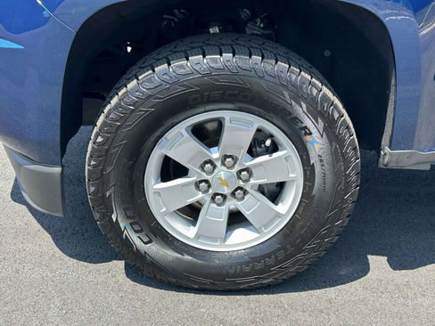 Used 2019 Chevrolet Colorado W/T w/ WT Convenience Package RWD image 28