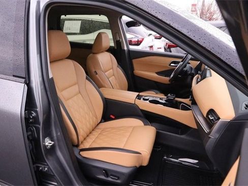 Certified 2023 Nissan Rogue Platinum image 27