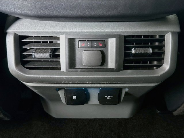 Used 2021 Ford F150 Lariat w/ Equipment Group 502A High AWD/4WD image 26