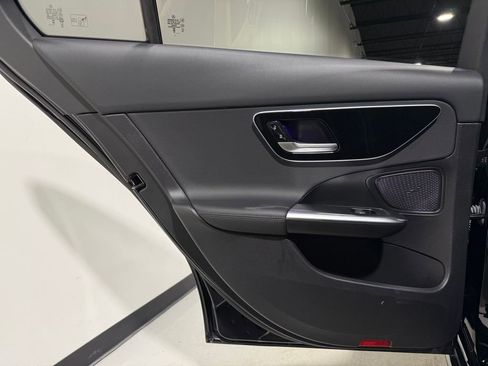 Used 2024 Mercedes-Benz C 300 Sedan image 26