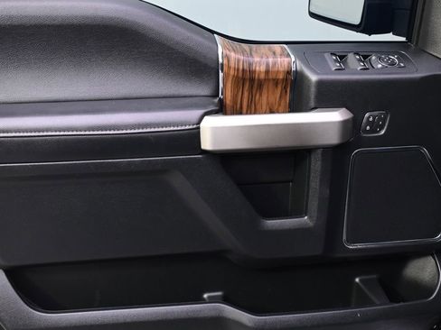 Used 2020 Ford F150 Lariat w/ Equipment Group 502A Luxury AWD/4WD image 22