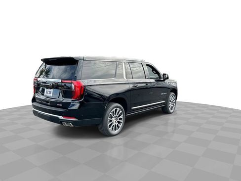 Used 2026 GMC Yukon XL Denali w/ Sun & Power Step Package image 8