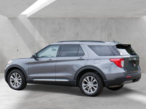 Certified 2023 Ford Explorer XLT w/ Equipment Group 202A AWD/4WD image 4