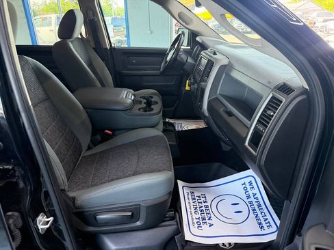 Used 2019 RAM 1500 Express w/ Wheel & Sound Group AWD/4WD image 14