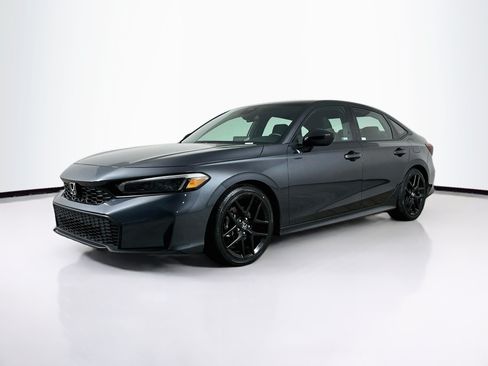Used 2025 Honda Civic Sport image 3