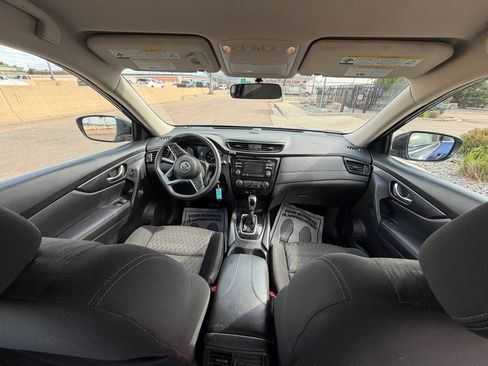 Used 2017 Nissan Rogue S AWD/4WD image 12