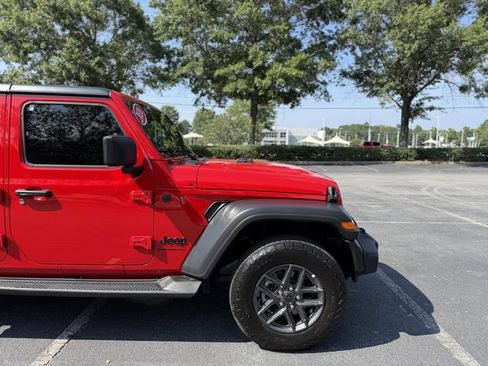 Used 2026 Jeep Wrangler Unlimited Sport AWD/4WD image 48