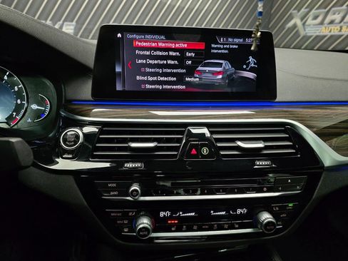 Used 2019 BMW M550i xDrive image 26