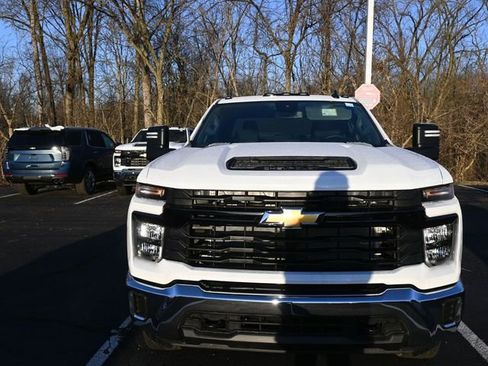 New 2026 Chevrolet Silverado 2500 W/T w/ WT Convenience Package AWD/4WD image 3