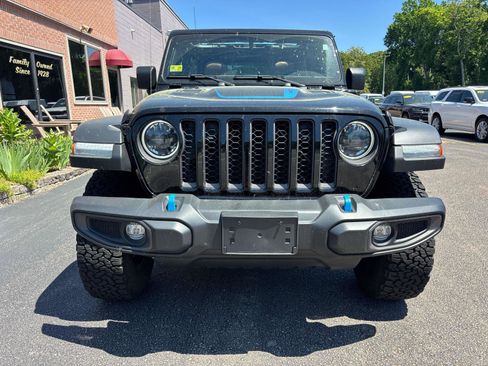 Used 2023 Jeep Wrangler Unlimited Rubicon 4xe w/ Cold Weather Group AWD/4WD image 2