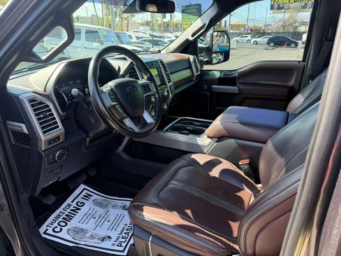 Used 2017 Ford F450 Platinum w/ Platinum Ultimate Package AWD/4WD image 10