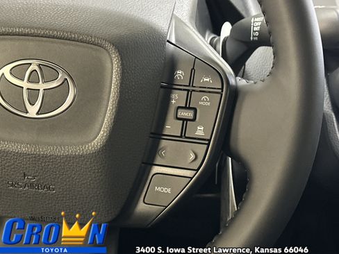 New 2026 Toyota Prius LE image 30