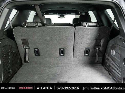 Used 2025 Chevrolet Tahoe LT RWD image 31