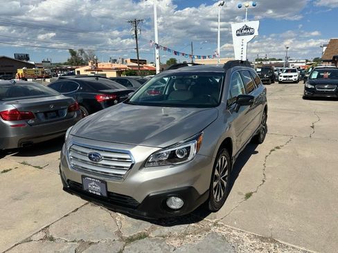 Used 2016 Subaru Outback 2.5i Limited AWD/4WD image 3