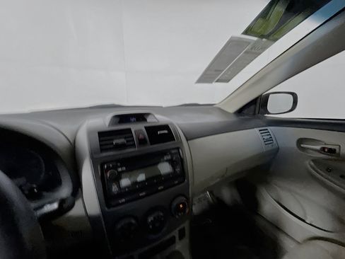 Used 2012 Toyota Corolla LE image 22