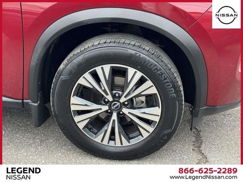 Certified 2023 Nissan Rogue SV image 5