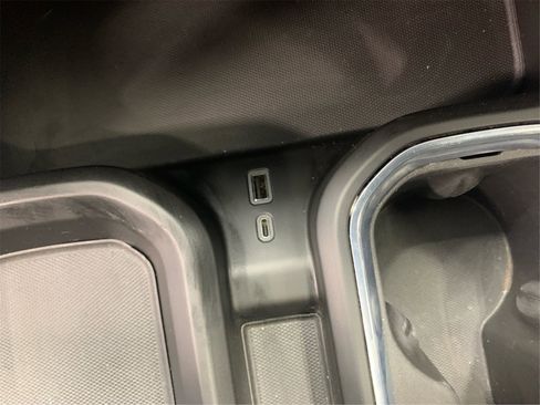 Used 2024 GMC Sierra 2500 Denali w/ Denali Reserve Package image 33