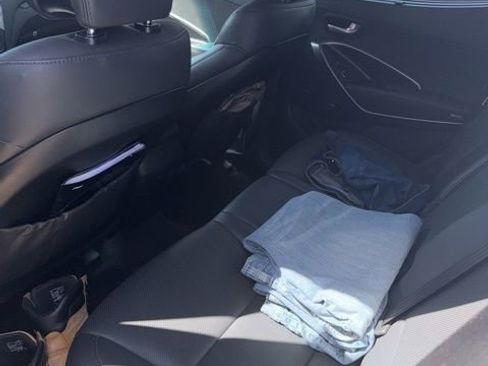 Used 2018 Hyundai Santa Fe Sport image 11