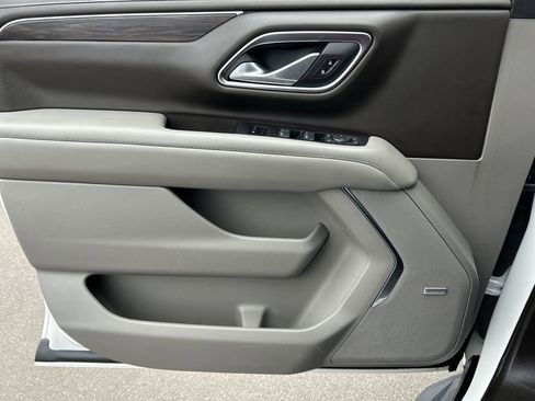 Used 2023 Chevrolet Tahoe LT w/ Luxury Package image 23