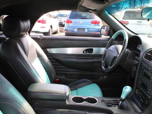 Used 2002 Ford Thunderbird RWD image 11