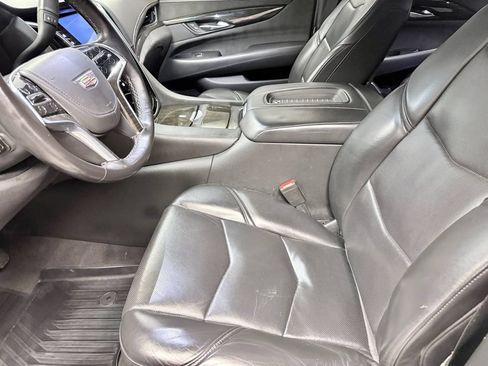 Used 2020 Cadillac Escalade Platinum AWD/4WD image 10