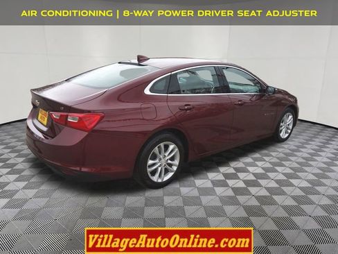 Used 2016 Chevrolet Malibu LT FWD image 4
