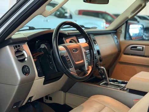 Used 2015 Ford Expedition Limited AWD/4WD image 17
