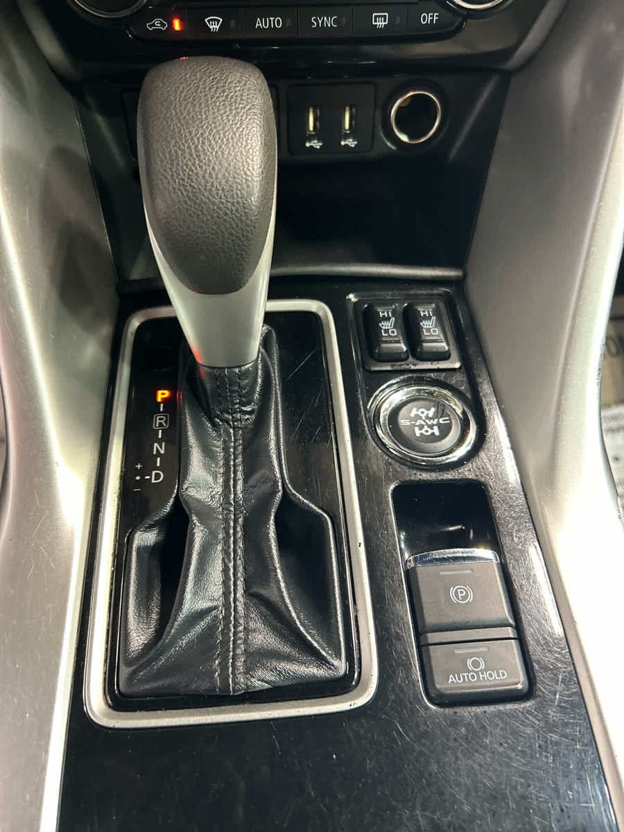 Used 2023 Mitsubishi Eclipse Cross SEL AWD/4WD image 7