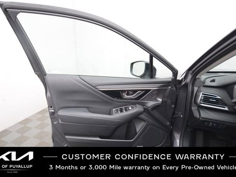 Used 2025 Subaru Outback Limited image 9