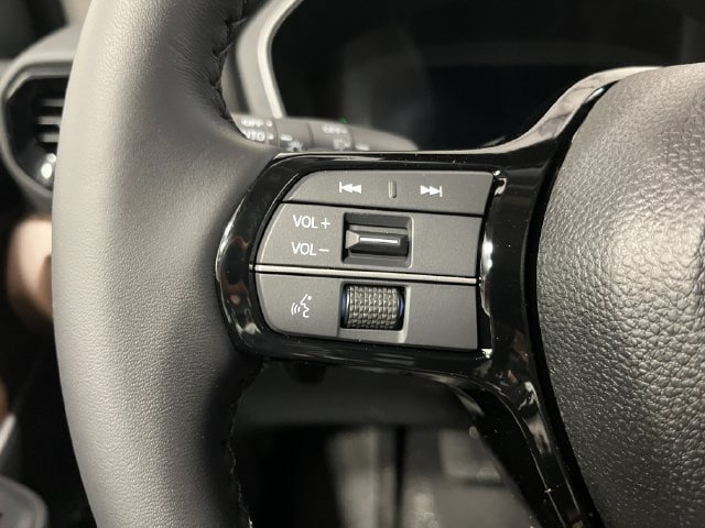 New 2026 Honda Pilot Touring image 14