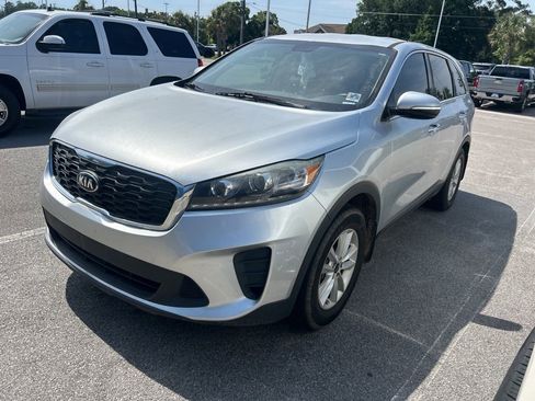 Used 2019 Kia Sorento L FWD image 1